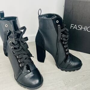 Fashionova Black Boots With Suede Heel Size 7